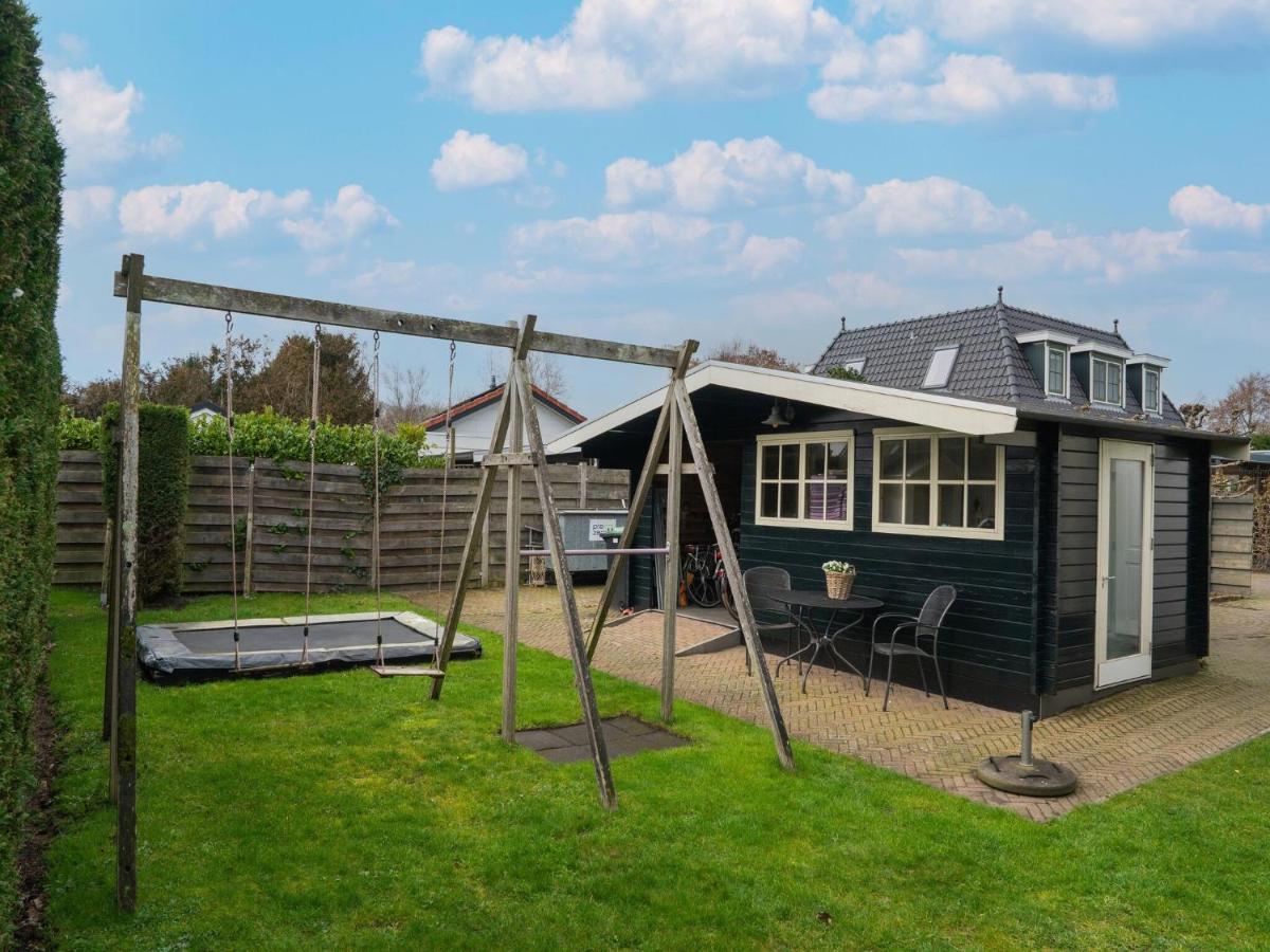 Quaint Summer Holiday Home In Egmond Binnen Exteriör bild