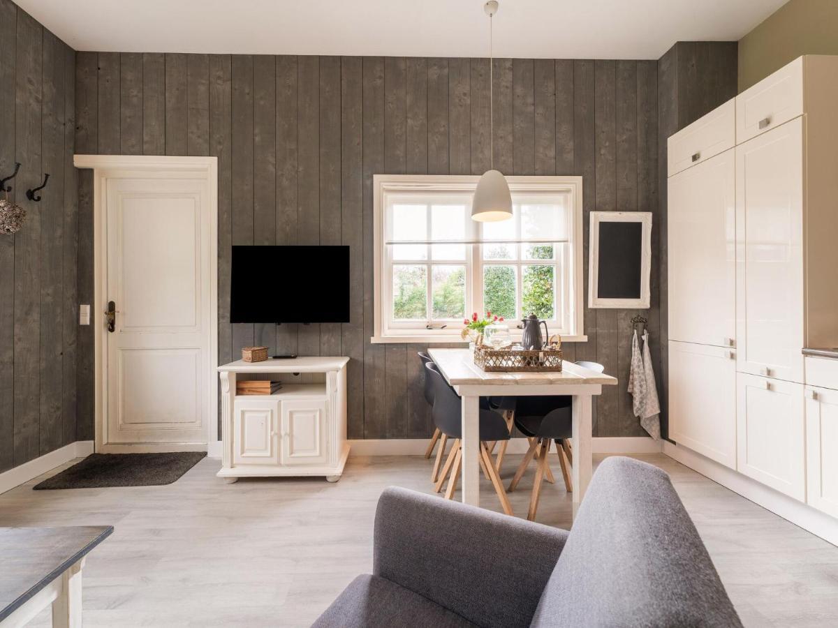 Quaint Summer Holiday Home In Egmond Binnen Exteriör bild