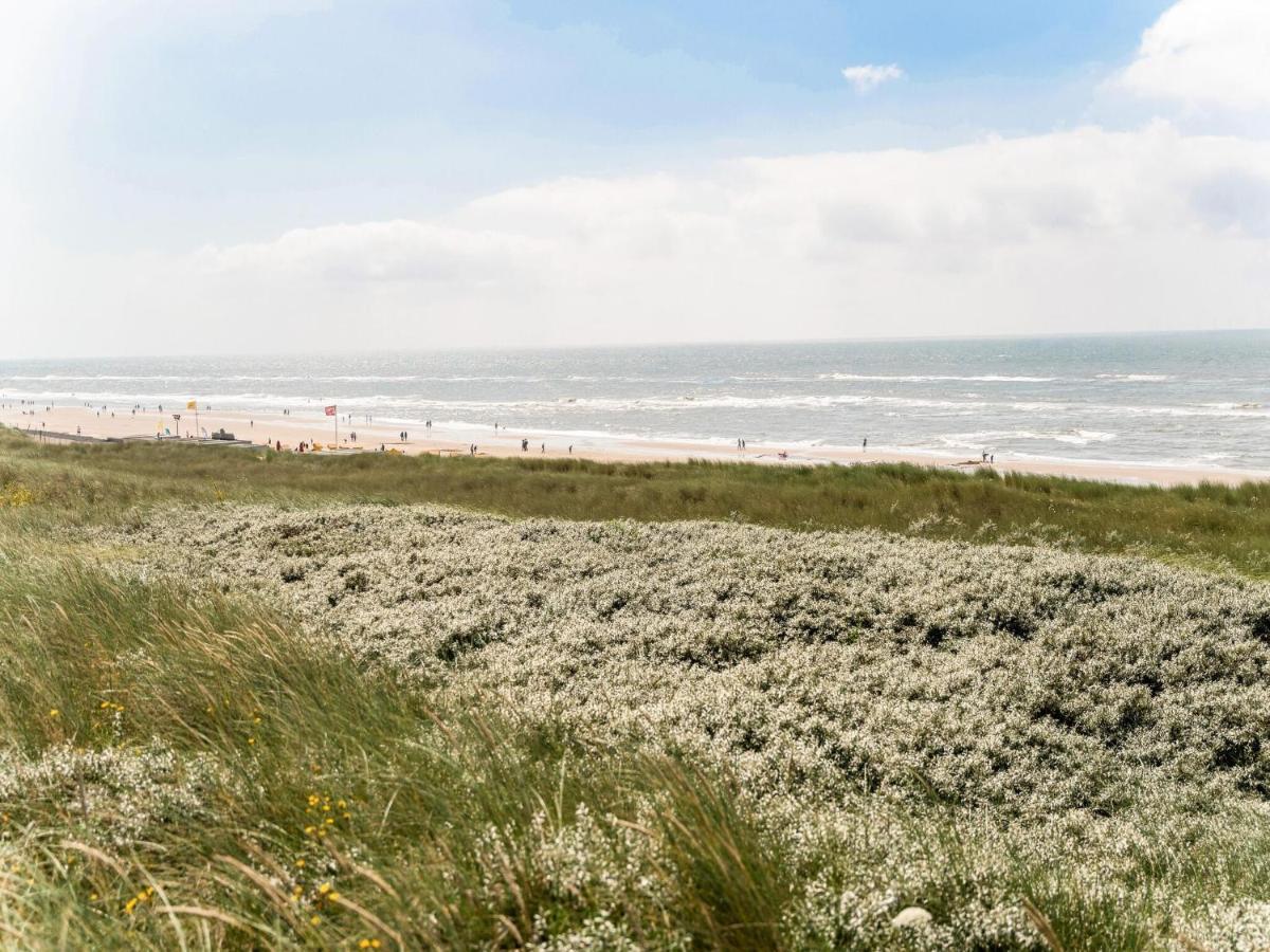Quaint Summer Holiday Home In Egmond Binnen Exteriör bild