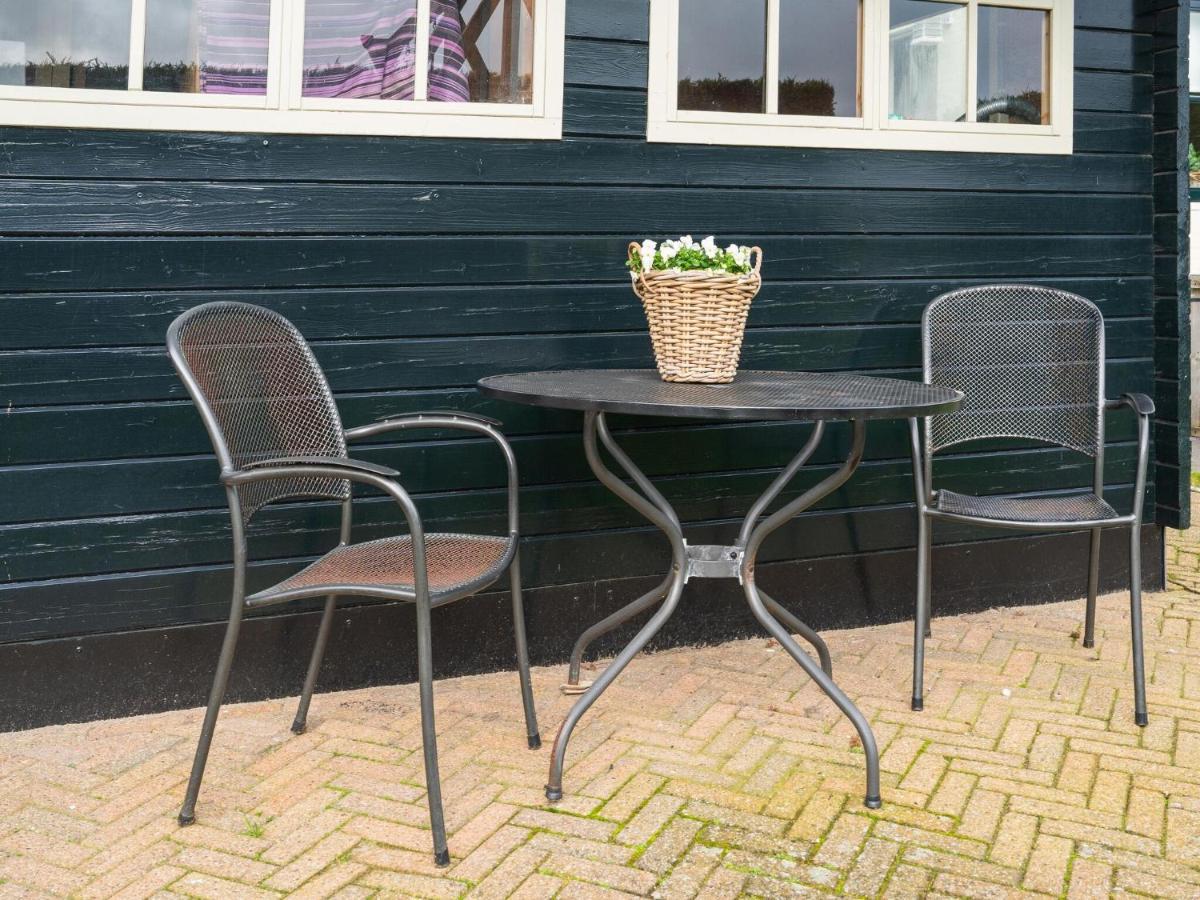 Quaint Summer Holiday Home In Egmond Binnen Exteriör bild
