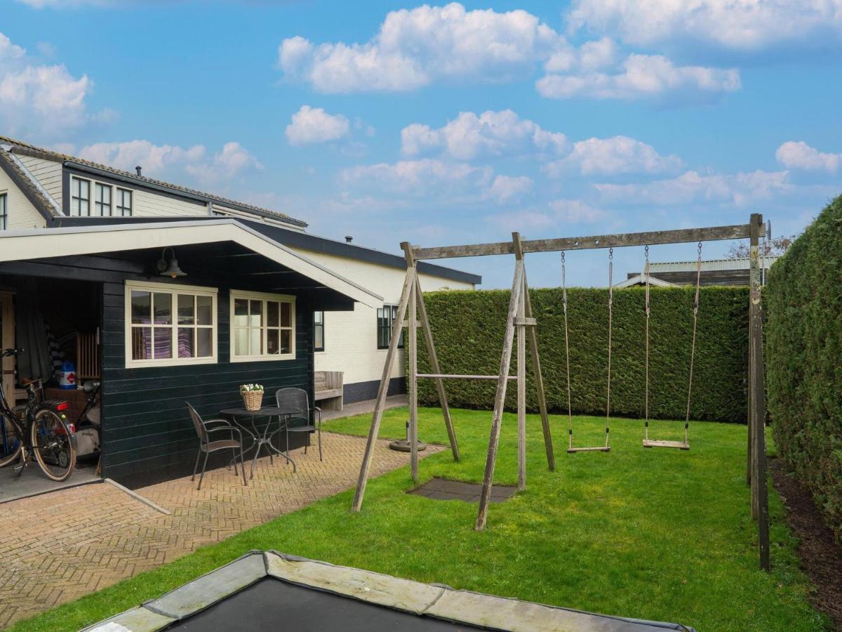 Quaint Summer Holiday Home In Egmond Binnen Exteriör bild